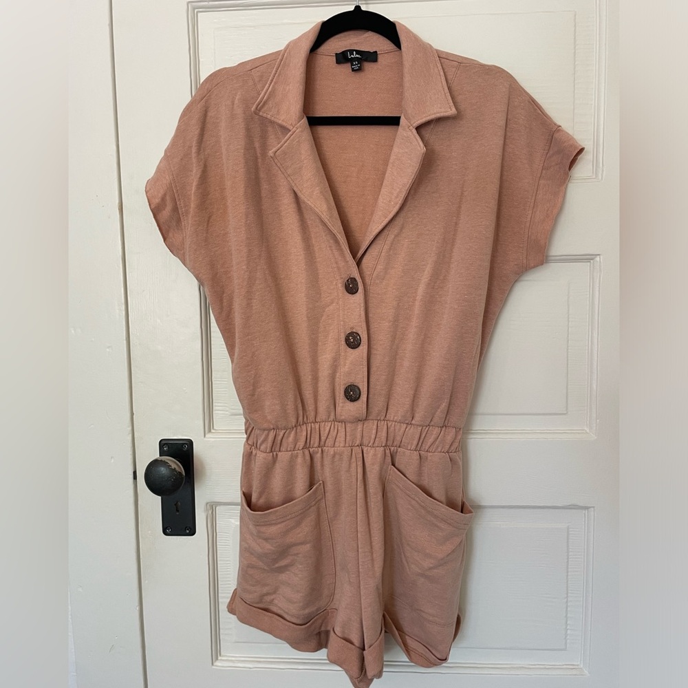 Lulu’s Dust Rose Short Sleeve Romper (S)